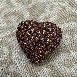 Beautiful Vintage Ciner Gold Plate Base Metal with Purple Rhinestones Brooch Pin